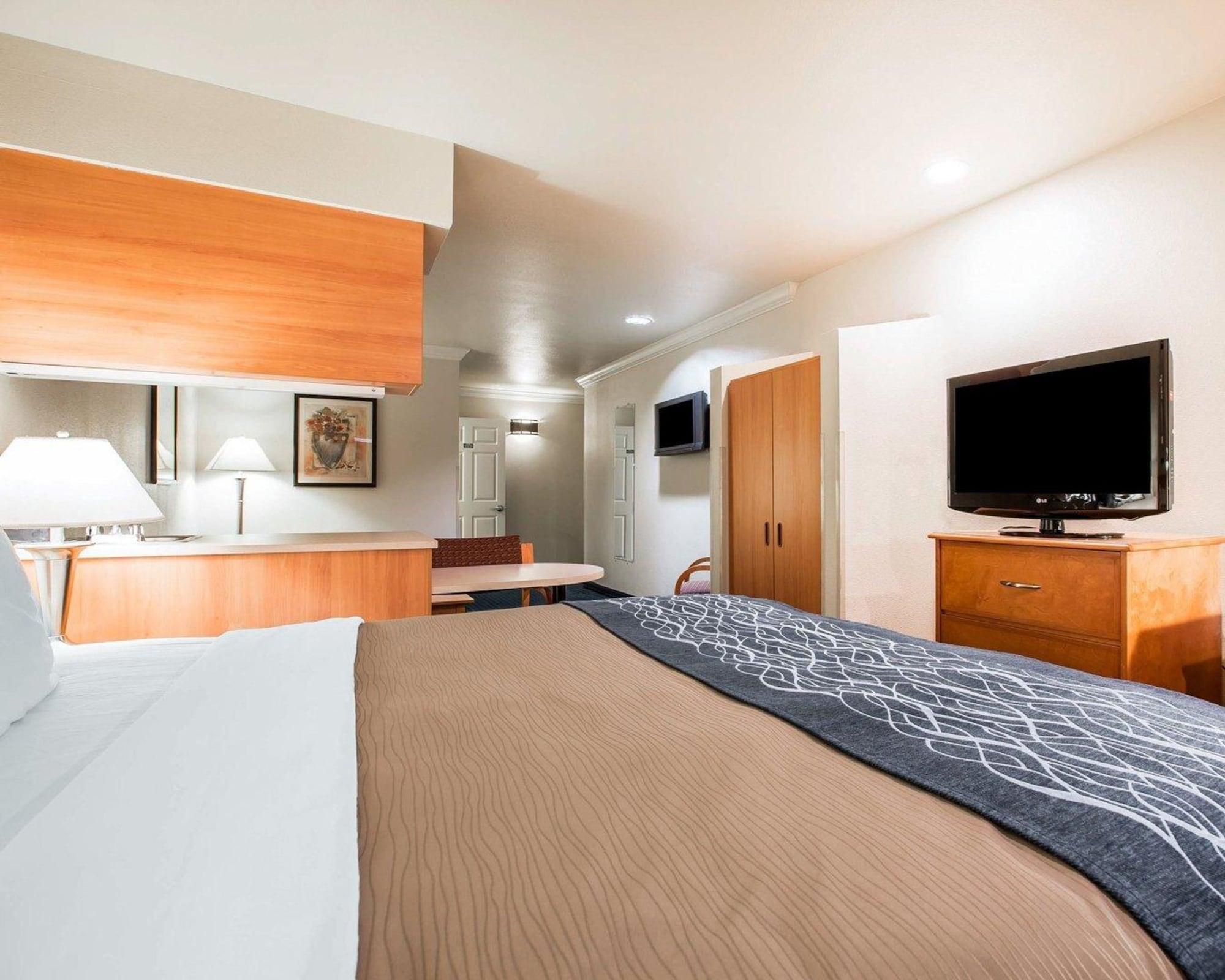 Comfort Inn & Suites Салинас Экстерьер фото
