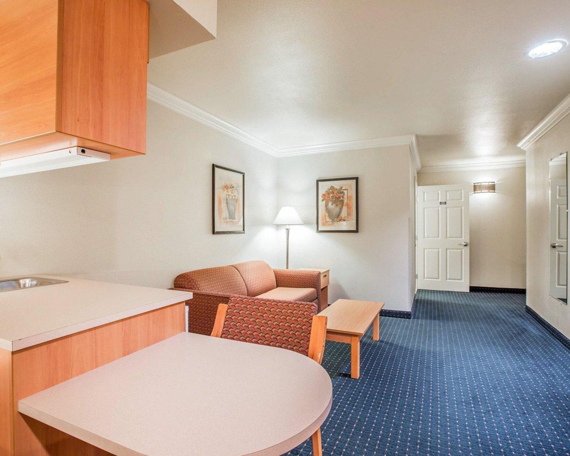 Comfort Inn & Suites Салинас Экстерьер фото