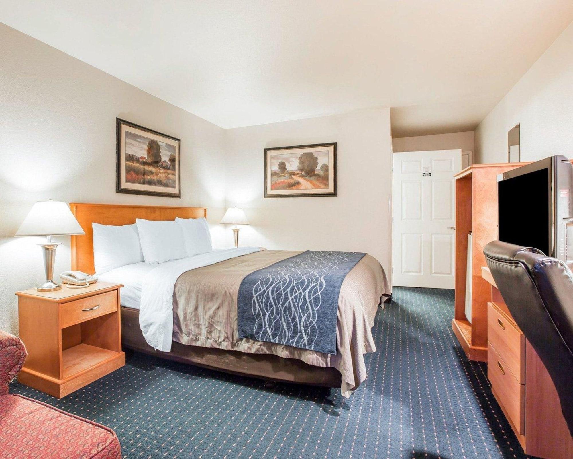 Comfort Inn & Suites Салинас Экстерьер фото