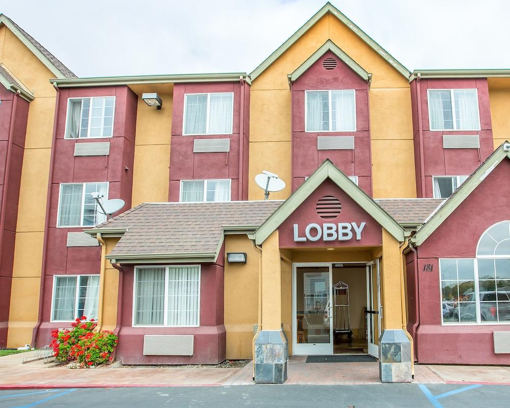 Comfort Inn & Suites Салинас Экстерьер фото